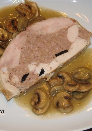 Una foto de Pollo relleno