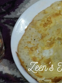 A picture of Egg Dosa.