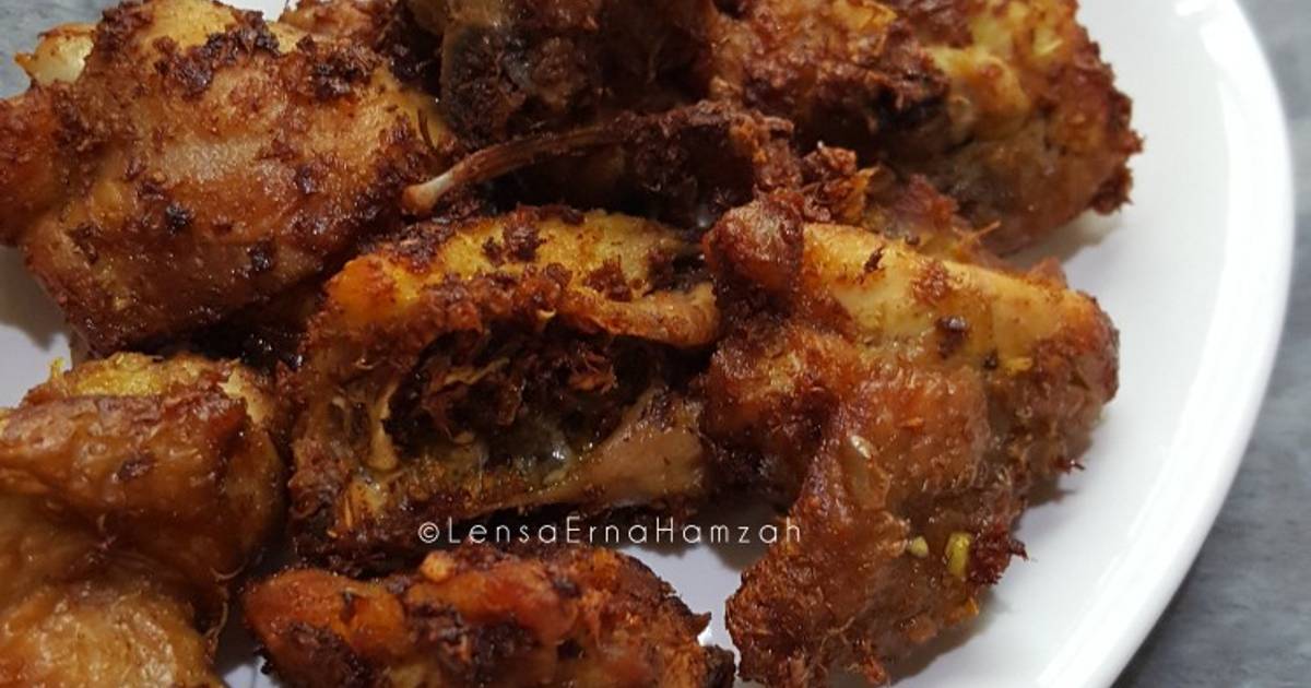 Resipi Ayam Goreng Serai Bawang Putih Oleh Erna Hezreen Hamzah Cookpad