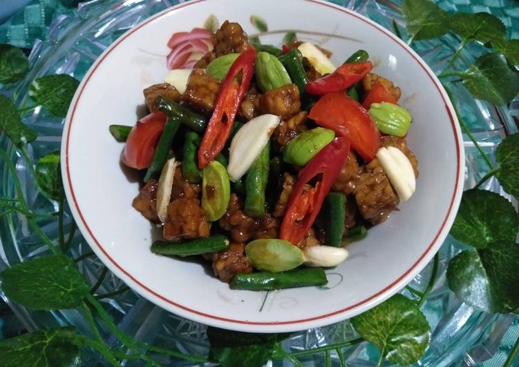 Tumis tempe kacang panjang