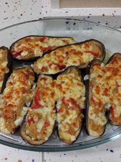 Una foto de Berenjenas rellenas de pimientos