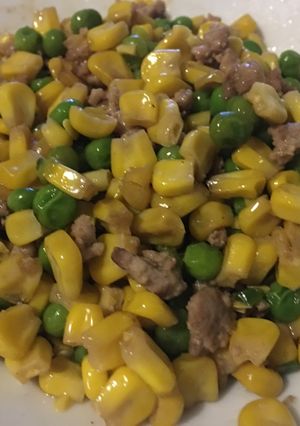 A picture of Chinese Style Sweetcorn and Peas. Simple yet delicious.