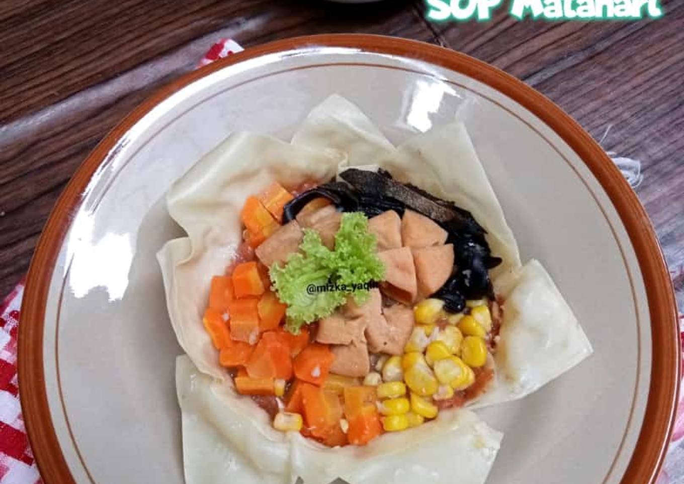 Sop Matahari Kulit Pangsit