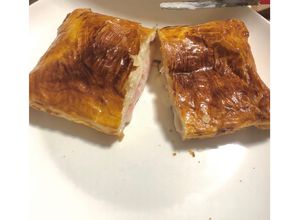 Foto di Pizza rustica con sottilette, prosciutto cotto🍕 #airfryer