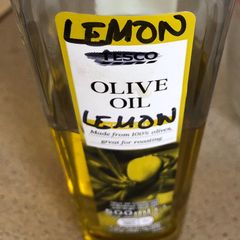 A picture of Lemon Enthused Olive Oil.