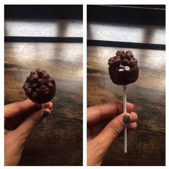 Instant cake pops A picture of Instant cake pops.