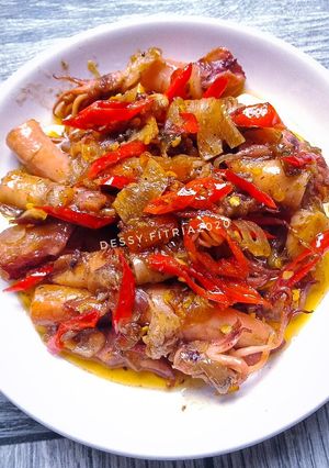 Foto resep Oseng Cumi Cabai Merah