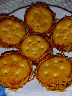 बिस्कुट सैंडविच (Biscuit sandwich recipe in Hindi) रेसिपी मुख्य फोटो