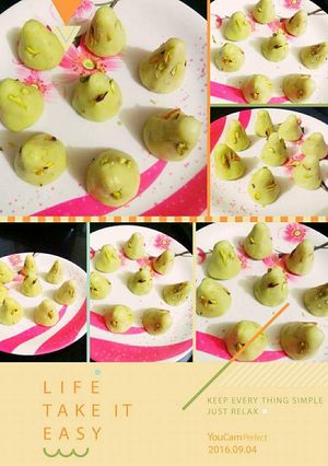A picture of Instant milk powder modak.