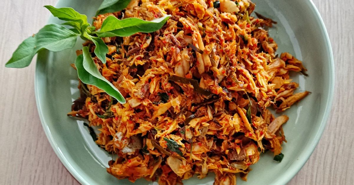 Cakalang Suwir Khas Manado