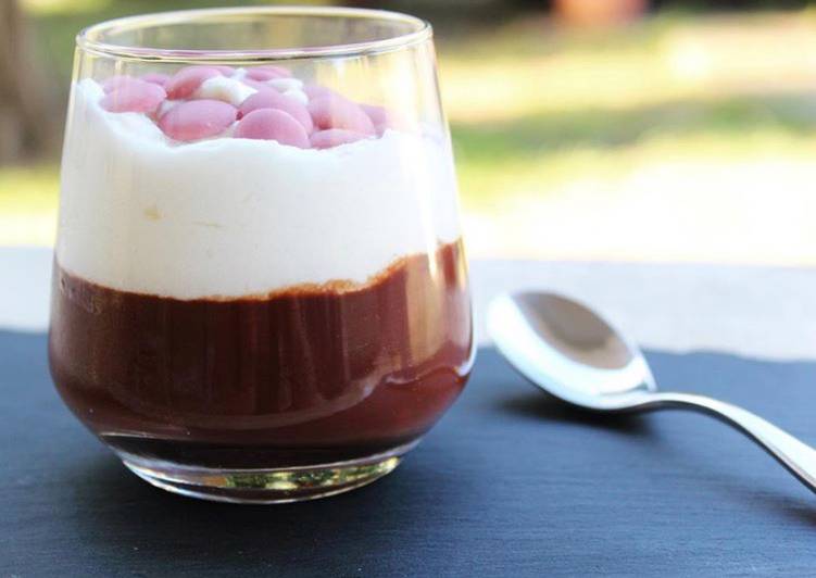 Recetta di Veloce Coppa cioccolato e panna (simil Malù)