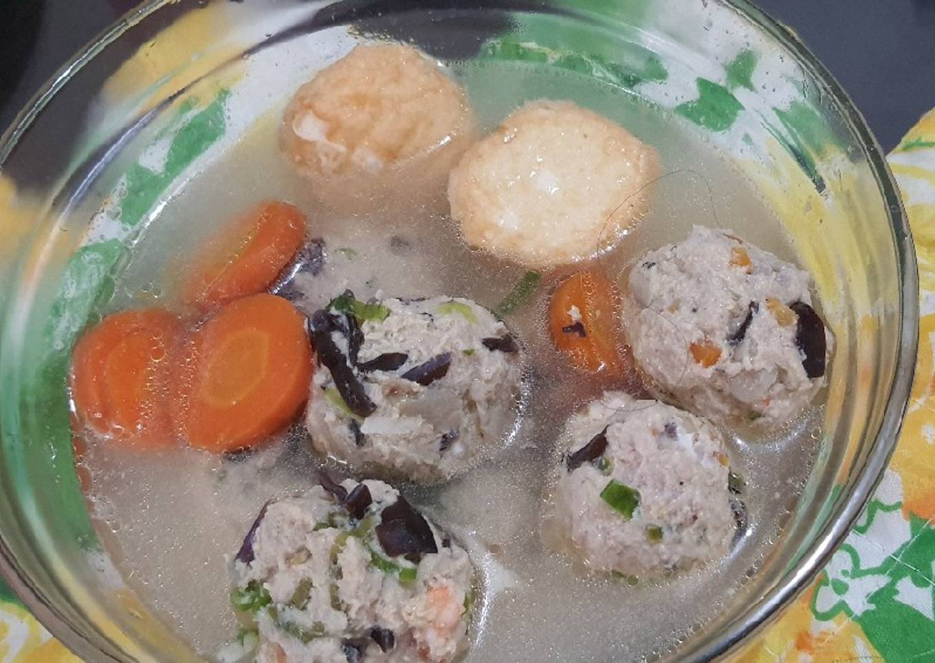 17. Bakso Emplung