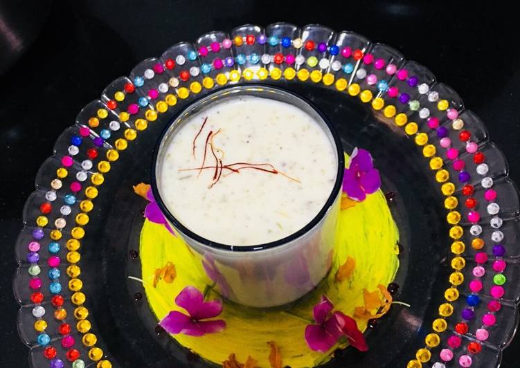 Step-by-Step Guide to Make Yummy Pan flavor thandai