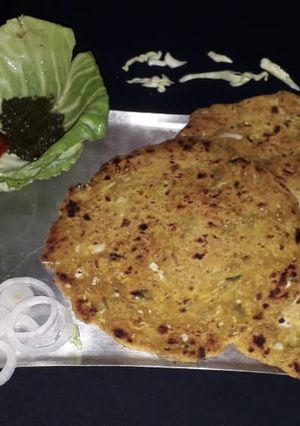 થેપલા (Thepla Recipe in Gujarati) રેસીપી મુખ્ય ફોટો