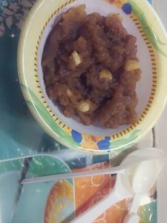 सूजी का हलवा (Suji ka Halwa recipe in Hindi) रेसिपी मुख्य फोटो