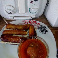A picture of Fried plantain sandwich.