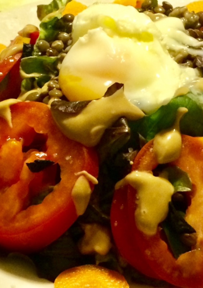 Una foto de Ensalada nutritiva (240 calorías)