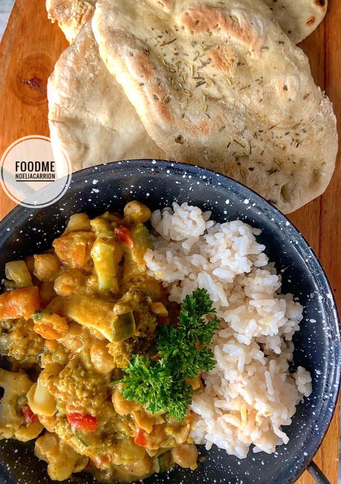 Una foto de 🌿Curry vegano con garbanzos🌿