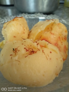 A picture of Delicious custard icecream #icecreamfanatic.