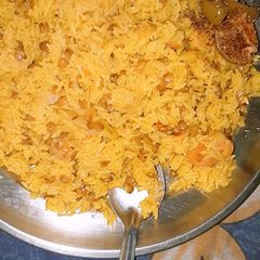 A picture of Kaire khichdi (green mango).