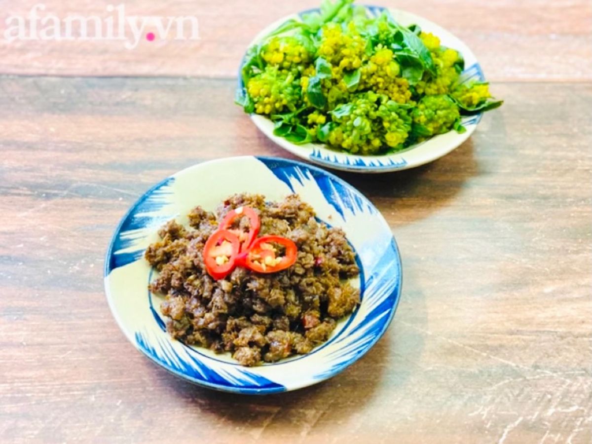 Thịt Heo Xào Mắm Ruốc
