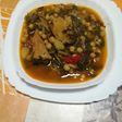 Cocido con bacalao y verduras silvestres en la olla GM g