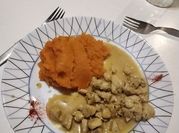 Una foto de pollo a la mostaza y miel