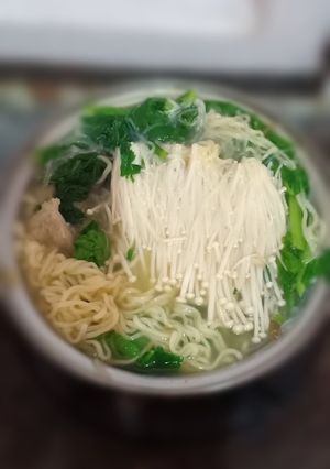 Foto resep Mie kuah jamur enoki