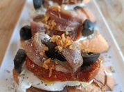 Una foto de pinchos anchoa