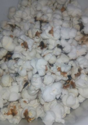 A picture of Popcorn (homemade).