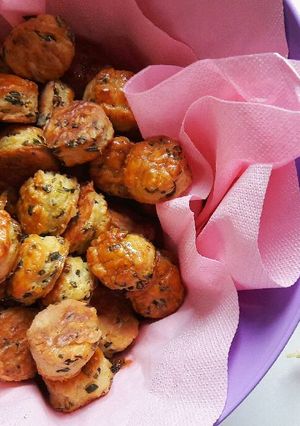 Medvehagymás pogácsa recept fotója