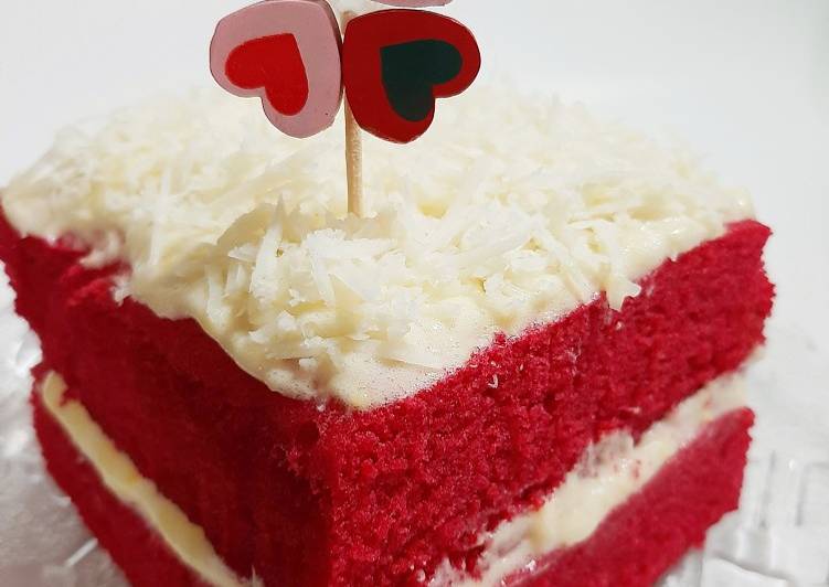 Red Velvet Kukus (Butter Fiber Creme)