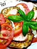 Salata Caprese cu vinete și crenvurşti