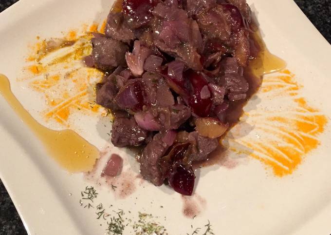 Ricetta di Veloce Cervo con prugne