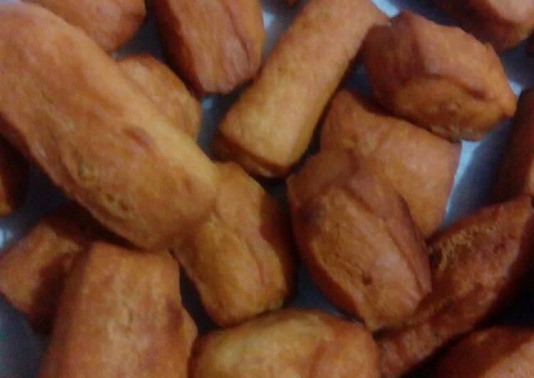 Chinchin/mandazi kuta