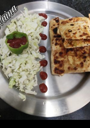 A picture of Schezwan packet.