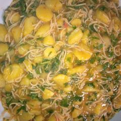 Jellof Spaghetti and potato A picture of Jellof Spaghetti and potato.