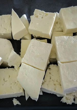 A picture of Homemade paneer.