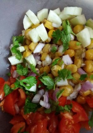 A picture of Chickpeas Chat.