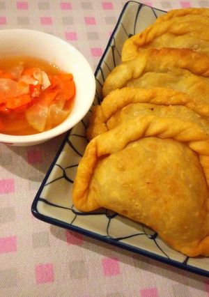 Hình của món Bánh gối ( Bánh quai vạc).