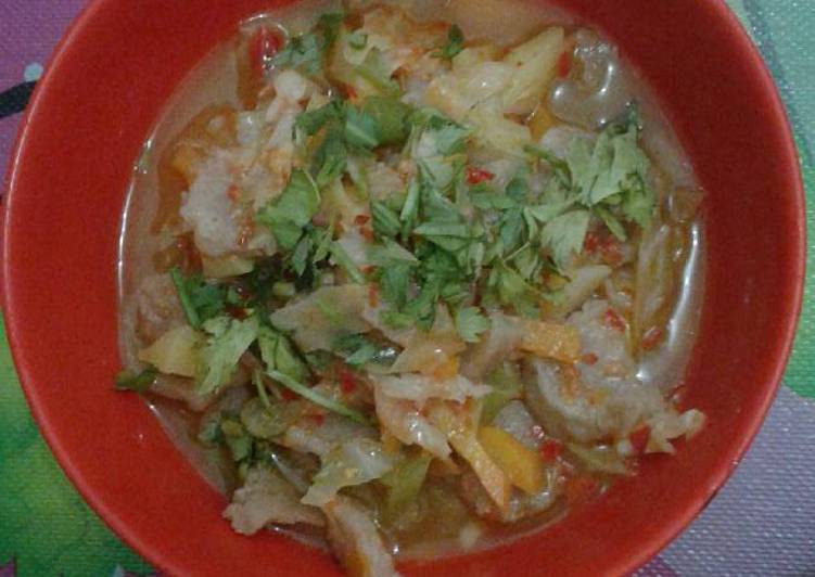 Resep masakan Sop bakso tumis ala anak kos | Cara Bikin Sop bakso tumis ala anak kos Yang Enak Dan Mudah