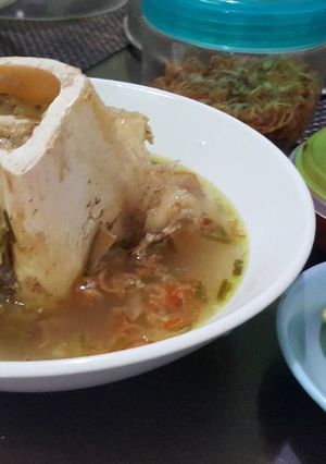 Foto resep Sop Stengkel sapi enak seger.. #Kita berbagi