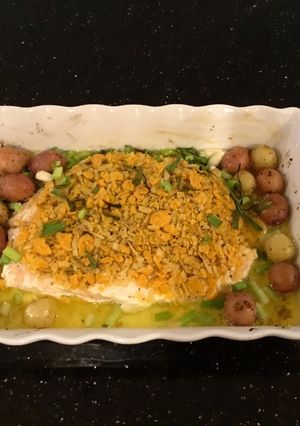 A picture of Crispy Topped Fish Fillets with Tiny Potatoes.