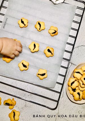 Hình của món Bánh quy hoa đậu biếc.