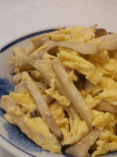 杏鮑菇美乃滋炒蛋 的食譜成品照片