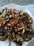 Seta de cardo con ajo y chorizo