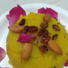 A picture of रवा केसरी.