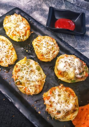 A picture of Twice baked potatoes.