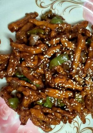 A picture of Sesame honey chilly patatoes.