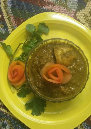 A picture of Coriander gravy aloo dum.